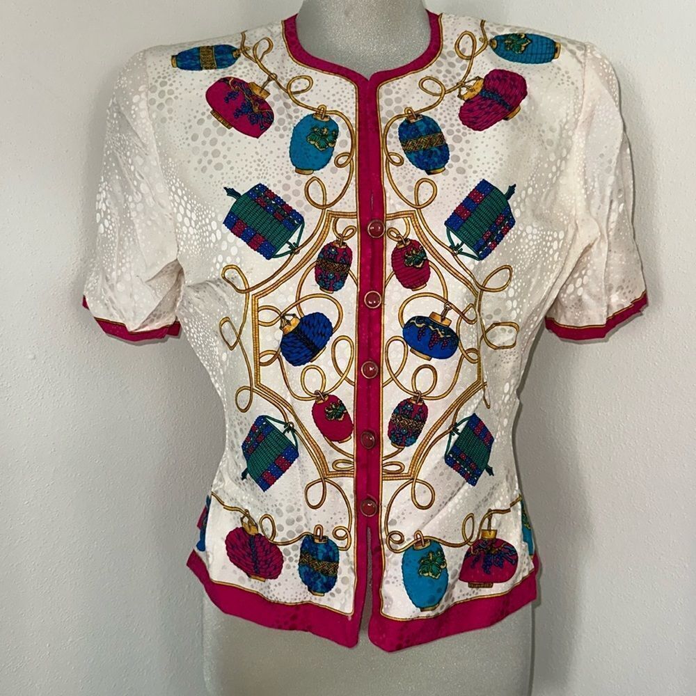 Vintage Adrianna Papell 100% silk blouse holiday gold chain ornament med…